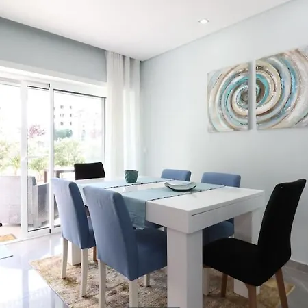 Puzzle Tao, - Local Apartment *
